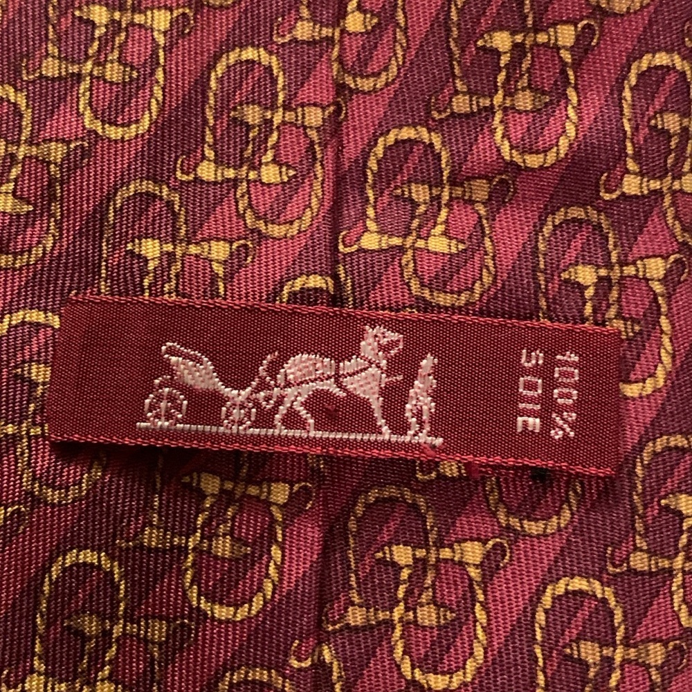 HERMÈS PARIS Gold Burgundy Equestrian Pattern Silk Tie France 56"- 3.25" Luxe - Picture 4 of 7